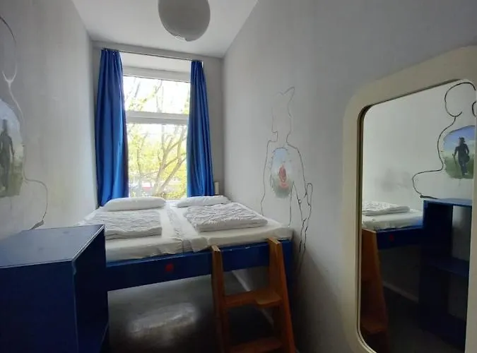 Instantsleep Backpackerhostel St Pauli *